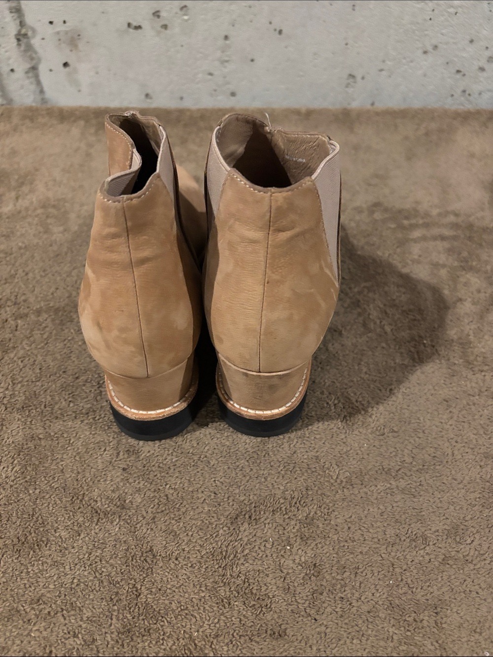 Eileen Fisher Tan Suede Wedge Chelsea Booties - Size 9.5 - Picture 7 of 8